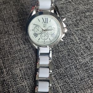 New York & Co. watch